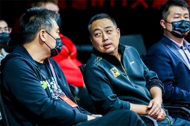 劉國梁事件來龍去脈是什么（2017年，劉國梁卸任總教練：拒絕被降級(jí)當(dāng)組長，主動(dòng)辭職不愿從政）